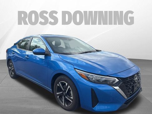 Used 2024 Nissan Sentra SV image 3