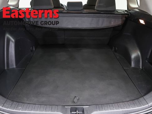 Used 2021 Toyota RAV4 XLE AWD/4WD image 9