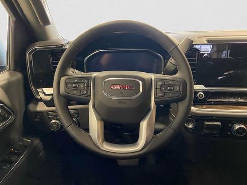 New 2026 GMC Sierra 1500 SLE image 13
