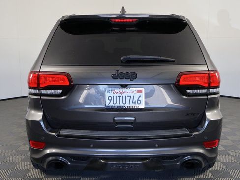 Used 2019 Jeep Grand Cherokee SRT image 5