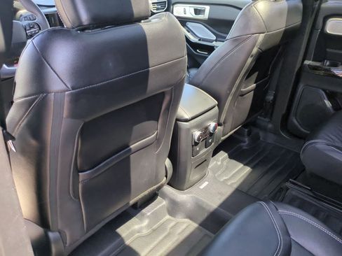 Used 2023 Ford Explorer ST w/ Equipment Group 401A AWD/4WD image 18