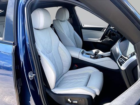 Used 2023 BMW X6 xDrive40i w/ Executive Package AWD/4WD image 9