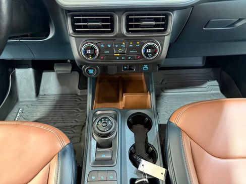 Used 2022 Ford Maverick Lariat w/ Lariat Luxury Package FWD image 21