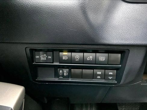 Used 2024 Toyota Tundra SR5 w/ SR5 Premium Package AWD/4WD image 33