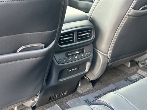 New 2025 Honda Pilot Touring image 14
