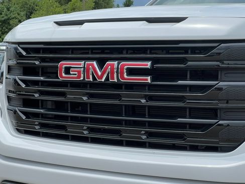 Used 2025 GMC Sierra 1500 Elevation AWD/4WD image 43