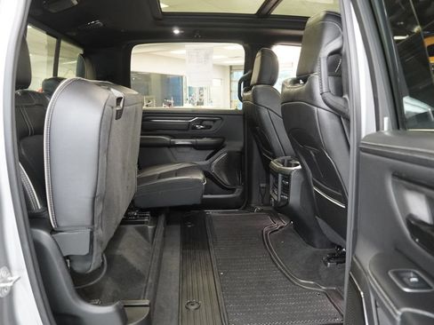 Used 2022 RAM 1500 Limited AWD/4WD image 35