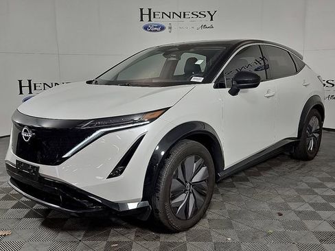 Used 2023 Nissan Ariya FWD image 2