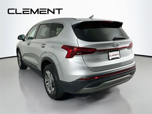 Used 2023 Hyundai Santa Fe SE FWD image 10