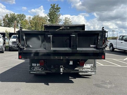 New 2025 Ford F450 XL w/ XL Chrome Package image 3