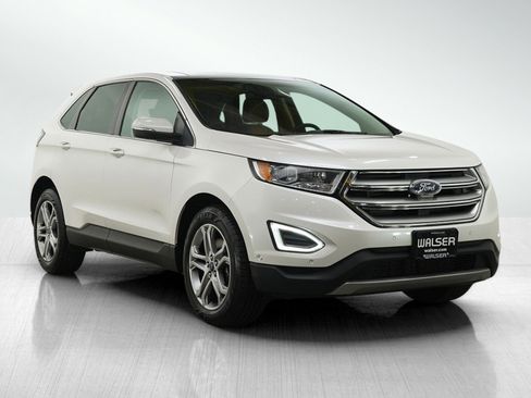 Used 2015 Ford Edge Titanium w/ Equipment Group 302A AWD/4WD image 7
