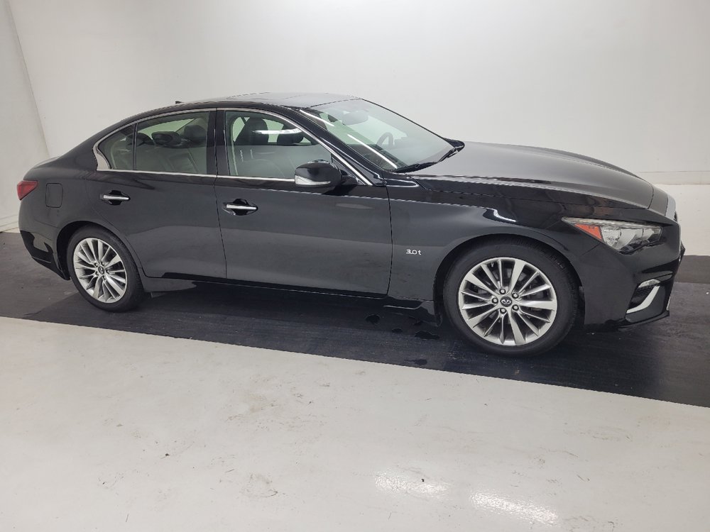 Used 2018 INFINITI Q50 Luxe w/ Cargo Package (L95) AWD/4WD image 11