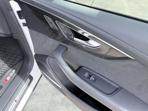 Used 2023 Audi SQ8 Prestige image 74