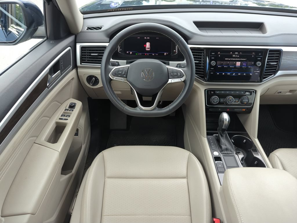Certified 2023 Volkswagen Atlas SE w/ Panoramic Sunroof Package FWD image 14