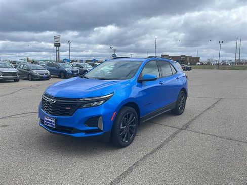 Used 2024 Chevrolet Equinox RS AWD/4WD image 6
