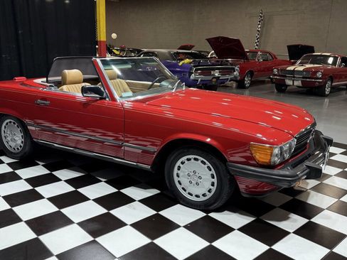 Used 1987 Mercedes-Benz 560 SL image 13