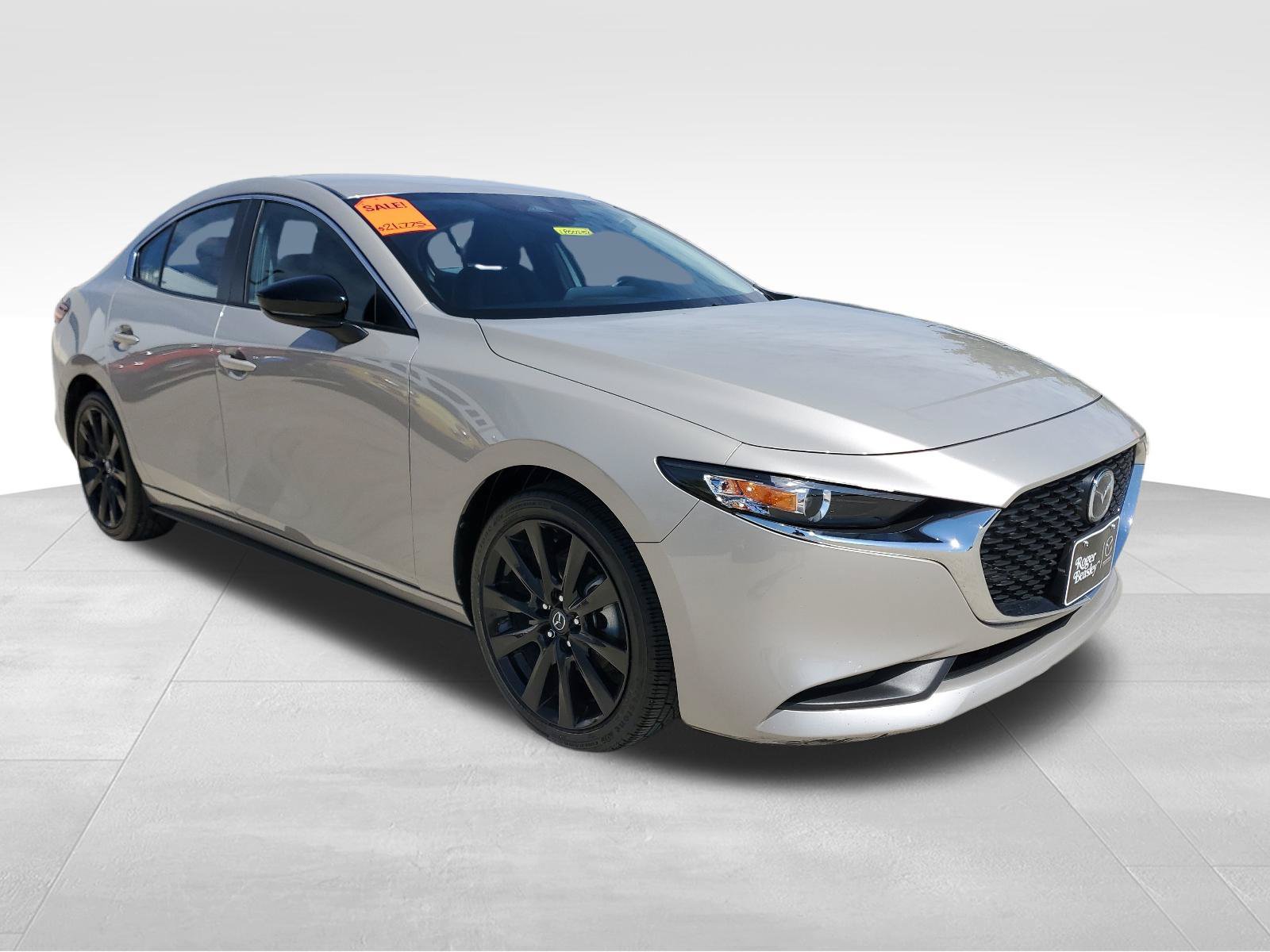 Used 2025 MAZDA MAZDA3 s FWD image 3
