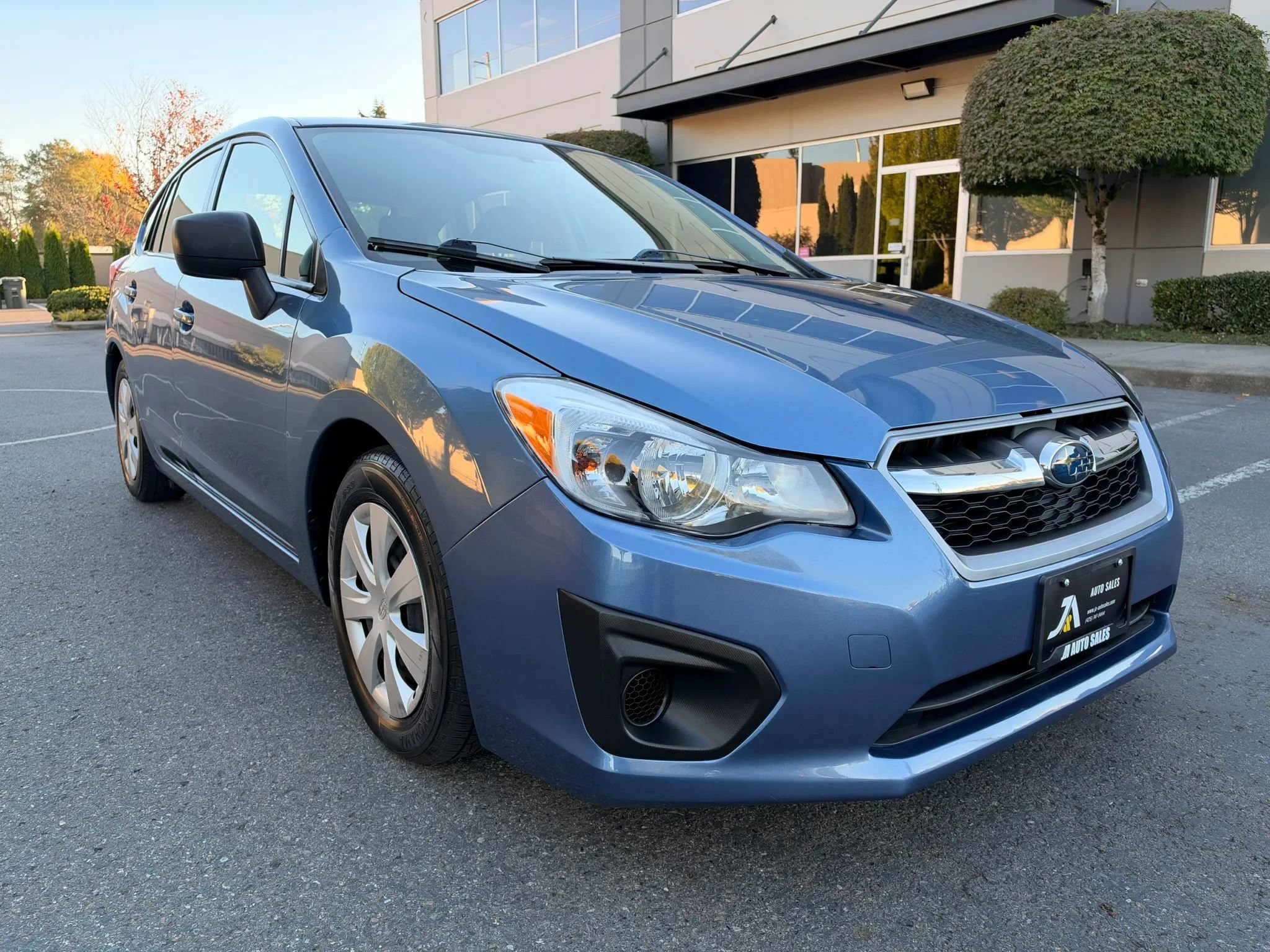 Used 2014 Subaru Impreza 2.0i AWD/4WD image 3