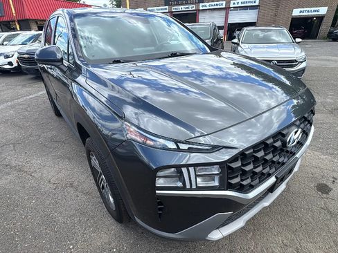 Used 2023 Hyundai Santa Fe SE AWD/4WD image 3
