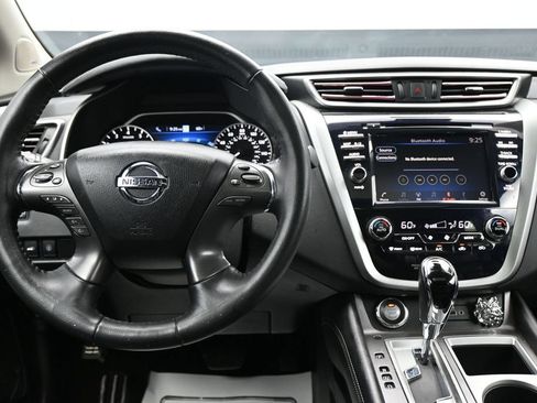 Used 2020 Nissan Murano SL w/ Moonroof Package AWD/4WD image 19