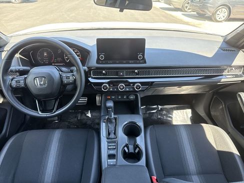 Used 2025 Honda Civic Sport image 22