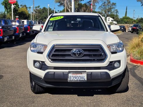 Used 2023 Toyota Tacoma SR5 RWD image 2
