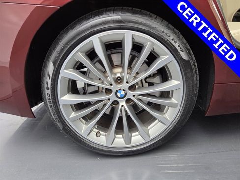 Certified 2023 BMW 530i w/ Premium Package image 19