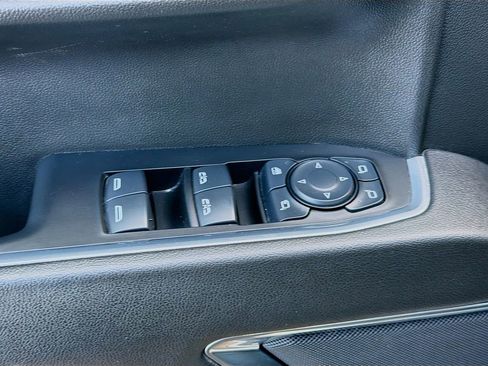 Used 2024 GMC Sierra 1500 SLT image 24