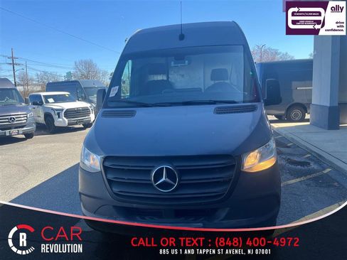 Used 2019 Mercedes-Benz Sprinter 144 image 2