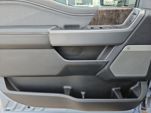 Used 2024 Ford F250 Lariat w/ Sport Appearance Package image 22