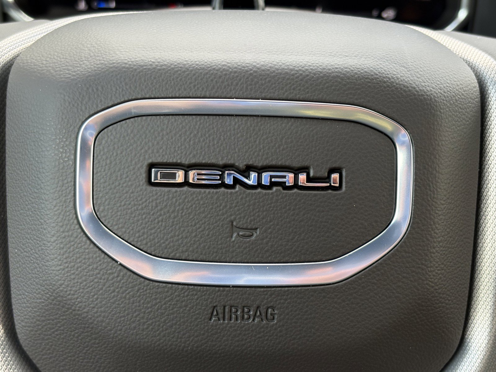 Used 2026 GMC Sierra 1500 Denali AWD/4WD image 32