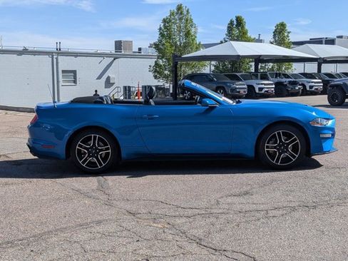 Used 2020 Ford Mustang Premium image 7