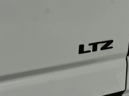 Used 2023 Chevrolet Silverado 3500 LTZ w/ LTZ Plus Package image 26