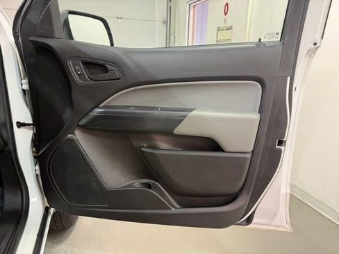 Used 2021 Chevrolet Colorado W/T w/ WT Convenience Package image 21