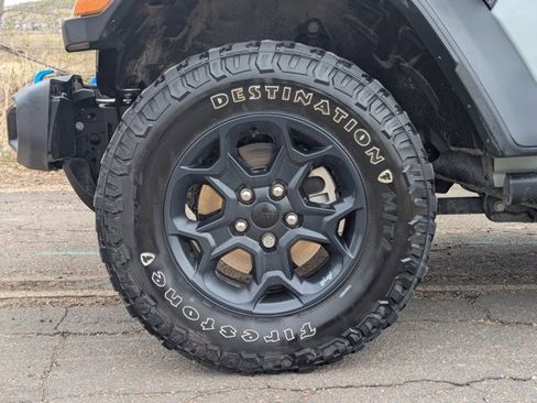 Used 2023 Jeep Wrangler Unlimited w/ Sun & Screen Package image 24