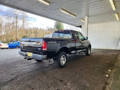 Used 2004 Ford F150 XLT image 3