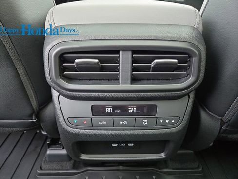 New 2025 Honda Pilot Touring image 17