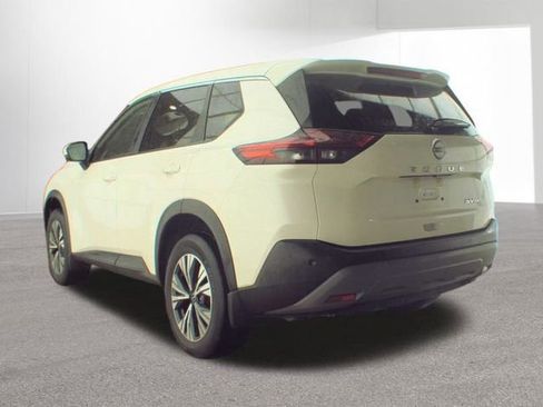 Used 2023 Nissan Rogue SV AWD/4WD image 3