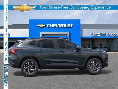 New 2025 Chevrolet Trax LT w/ LT Convenience Package image 5