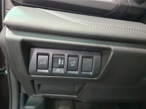 Used 2023 Subaru Outback Limited image 24