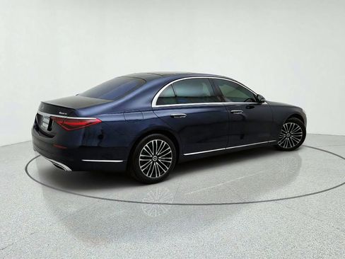 Certified 2022 Mercedes-Benz S 500 4MATIC image 8