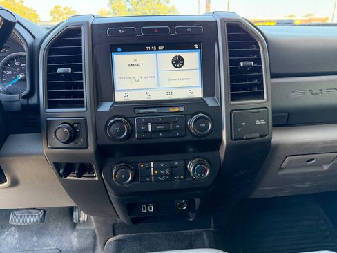 Used 2019 Ford F250 XL w/ Power Equipment Group image 24
