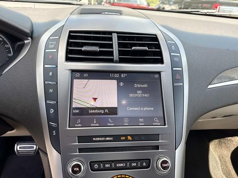 Used 2019 Lincoln MKZ Reserve w/ Reserve Plus Package AWD/4WD image 23