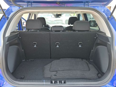 Certified 2026 Hyundai Venue SEL FWD image 6