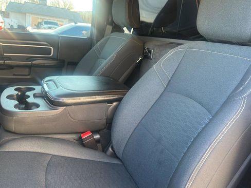 Used 2025 RAM 5500 4x4 Regular Cab image 12