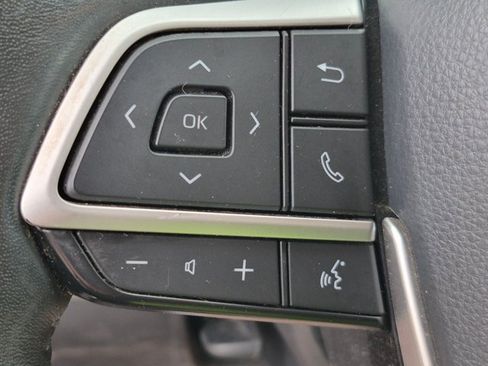 Used 2022 Toyota Highlander Platinum AWD/4WD image 12