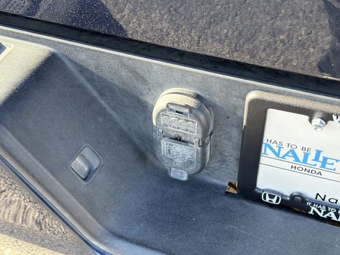 Used 2022 Chevrolet Silverado 1500 RST image 31