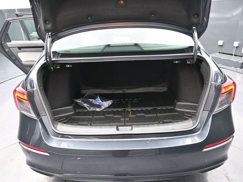 Certified 2025 Honda Civic Sport image 18