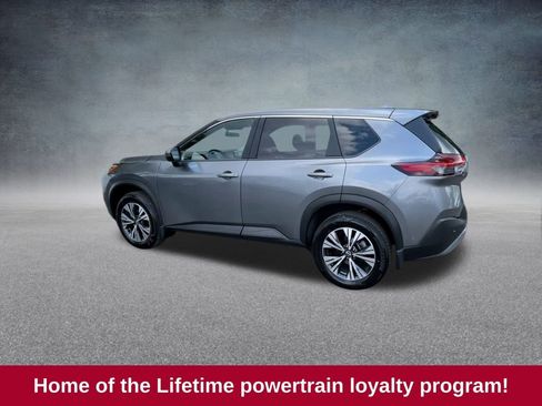 Used 2023 Nissan Rogue SV image 7