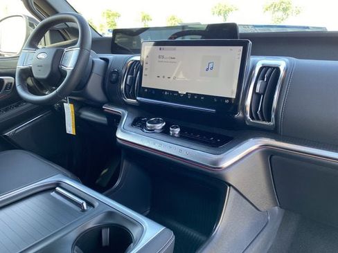 New 2026 Ford Expedition Platinum AWD/4WD image 48